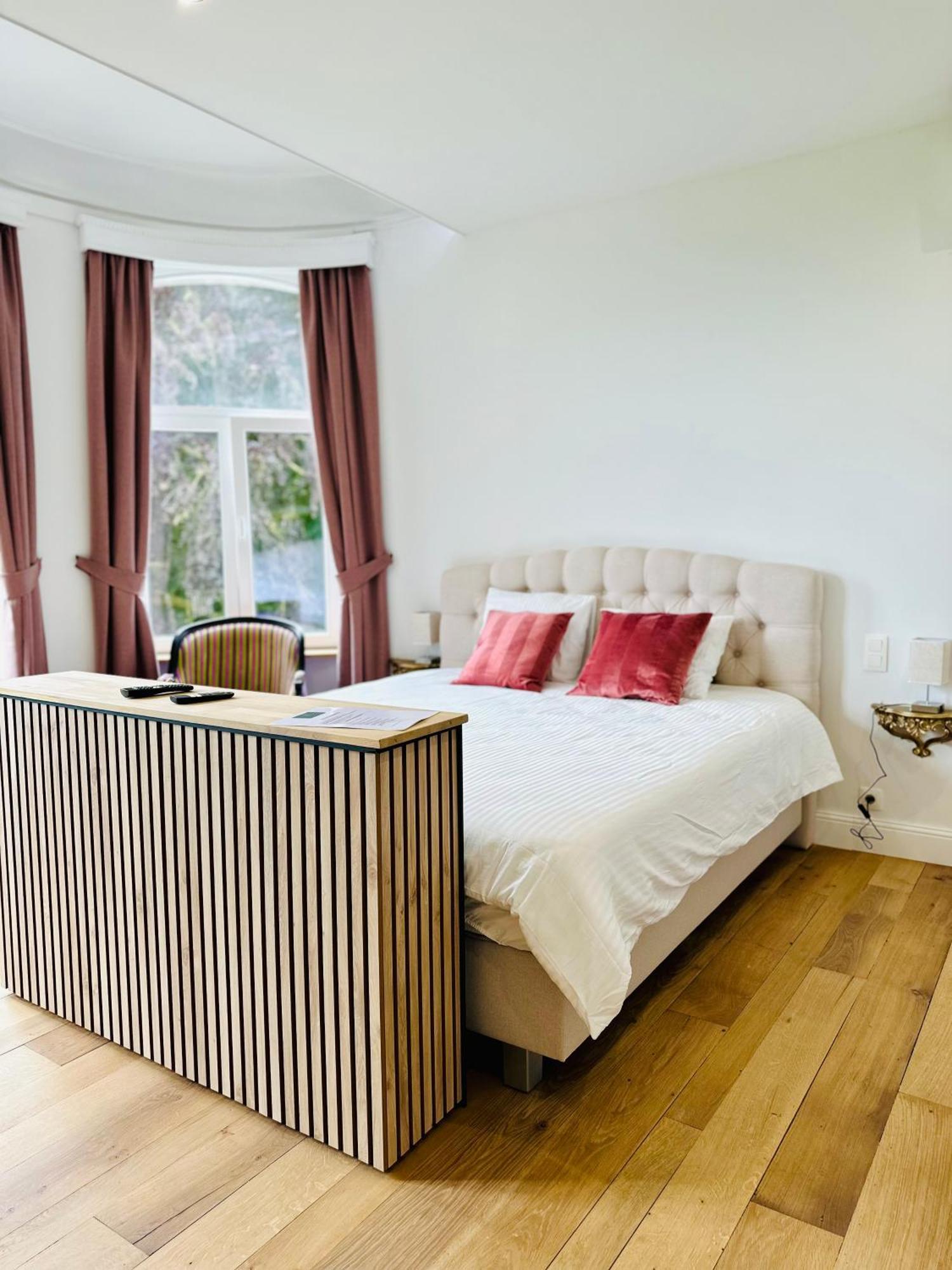 Suite Luxueuse Au Chateau De Saint Vitu 104 Tinlot Luaran gambar