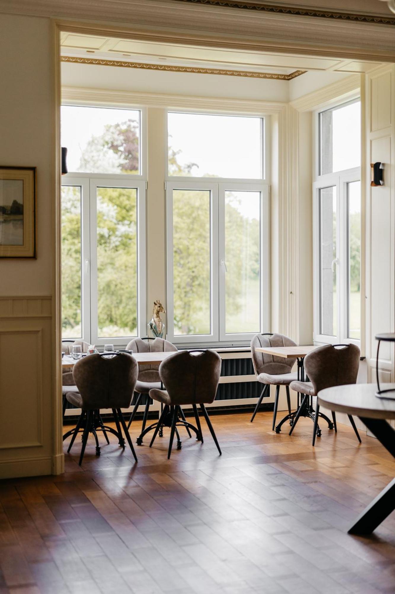 Suite Luxueuse Au Chateau De Saint Vitu 104 Tinlot Luaran gambar