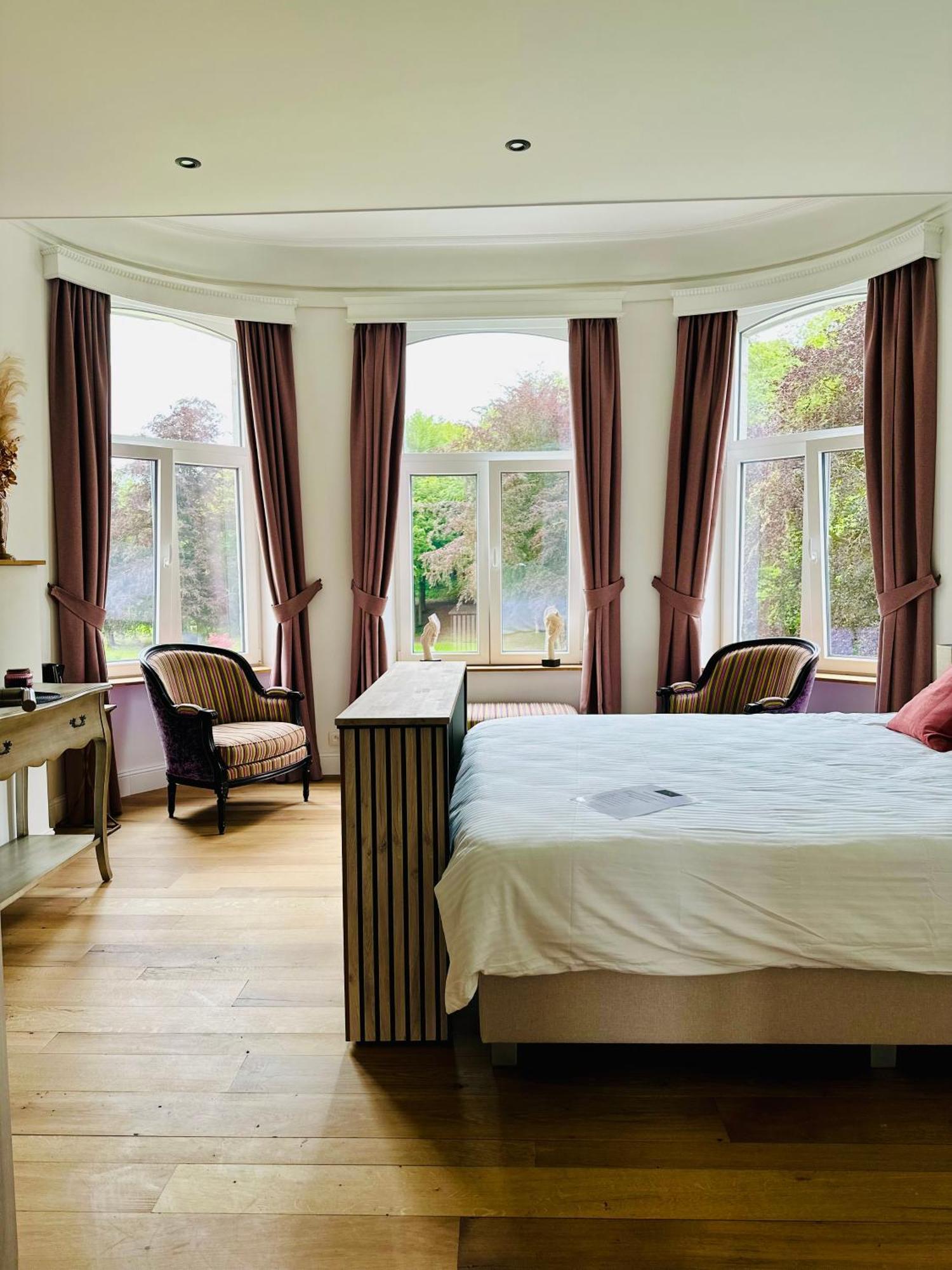 Suite Luxueuse Au Chateau De Saint Vitu 104 Tinlot Luaran gambar